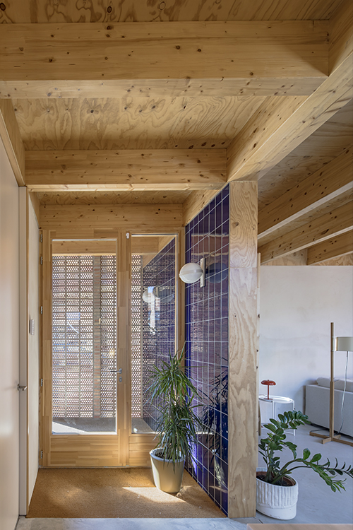 http://andresflajszer.com/files/gimgs/265_087-1s3a8404-05-06-andres-flajszer-obo-estudi-casa-montse-i-manel-750.jpg