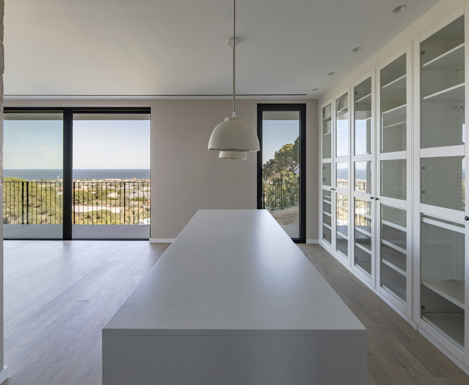 http://andresflajszer.com/files/gimgs/267_035-1s3a6716-17-18-20-21-andres-flajszer-08023-architects-cabrils.jpg