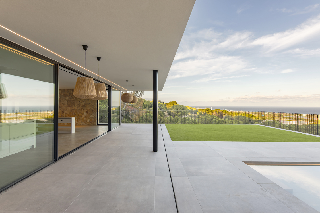 http://andresflajszer.com/files/gimgs/267_079-1s3a7076-77-78-andres-flajszer-08023-architects-cabrils.jpg