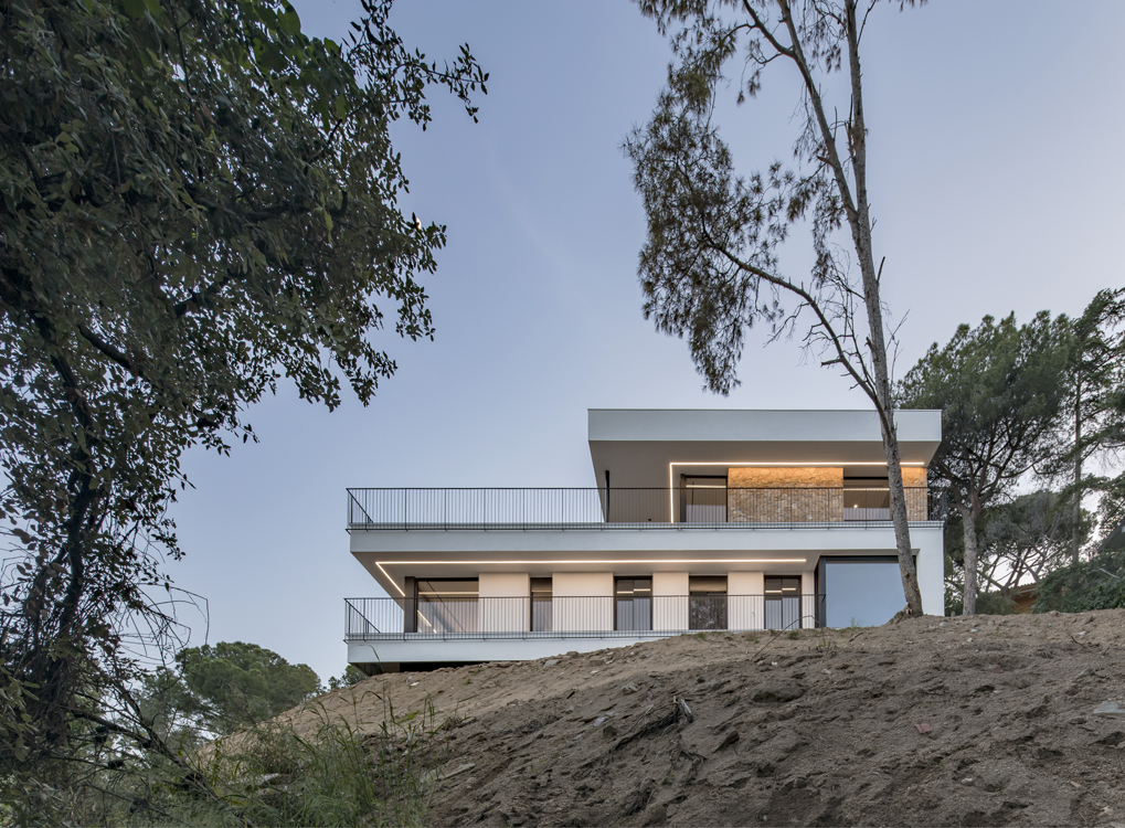 http://andresflajszer.com/files/gimgs/267_111-1s3a7297-98-andres-flajszer-08023-architects-cabrils.jpg